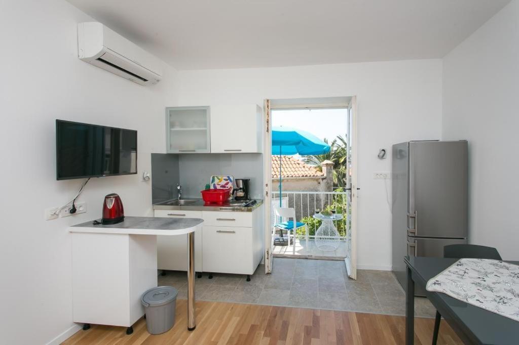 Apartment & Room Cvita Dubrovnik Bagian luar foto