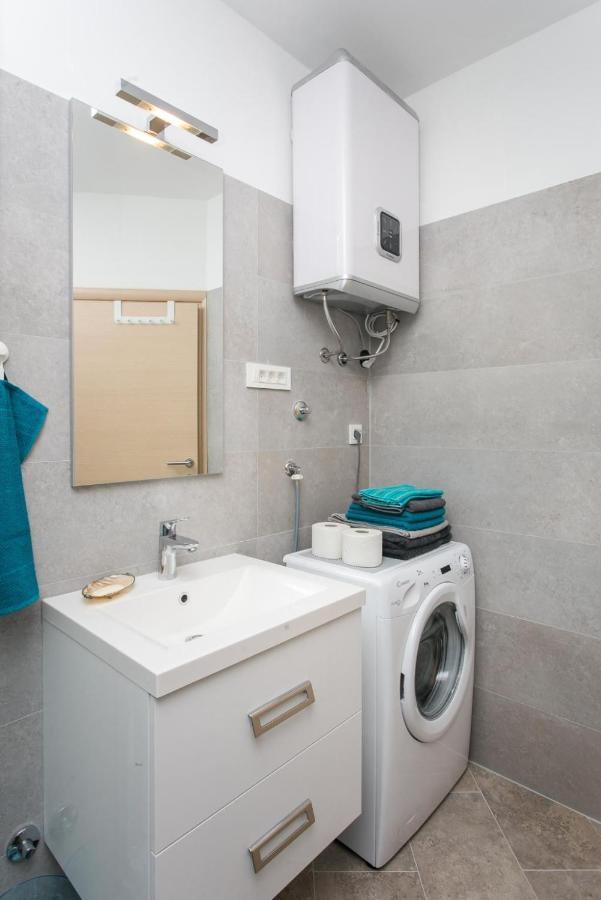 Apartment & Room Cvita Dubrovnik Bagian luar foto