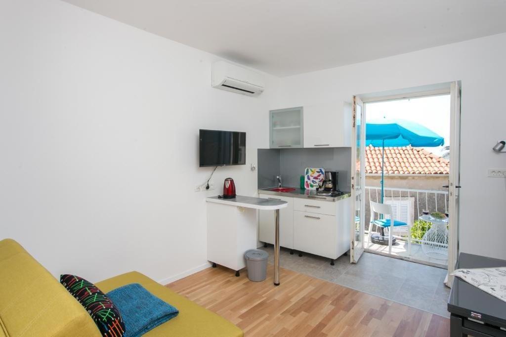 Apartment & Room Cvita Dubrovnik Bagian luar foto