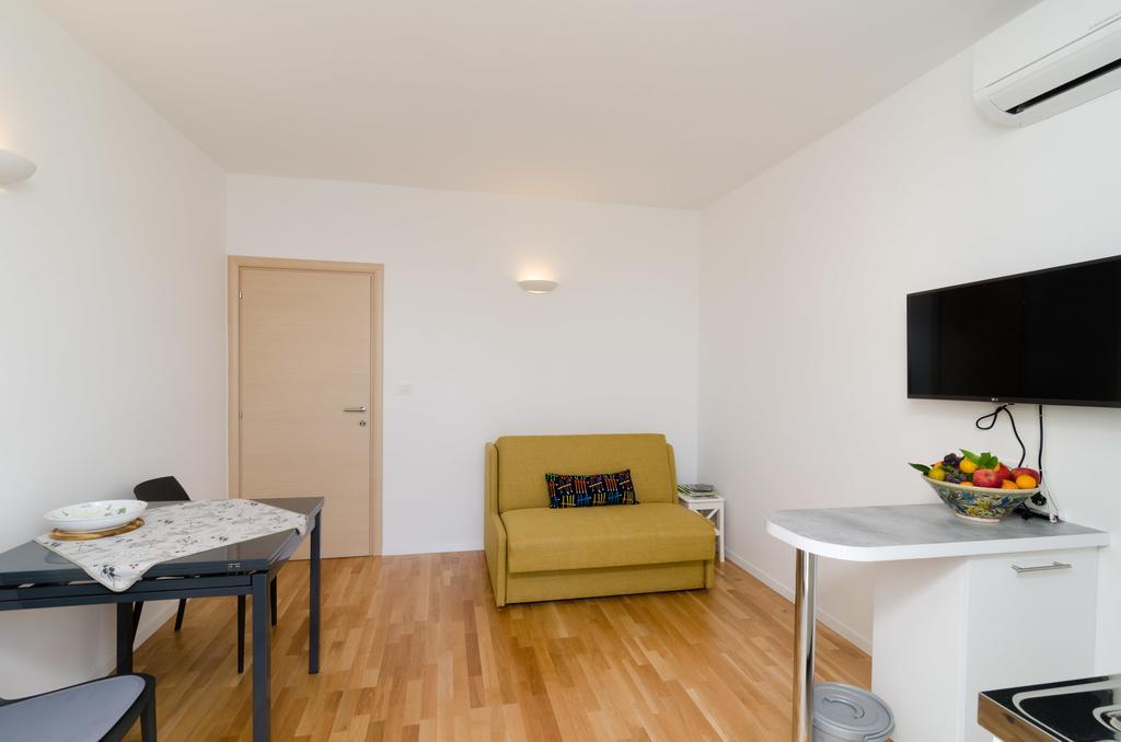 Apartment & Room Cvita Dubrovnik Bagian luar foto