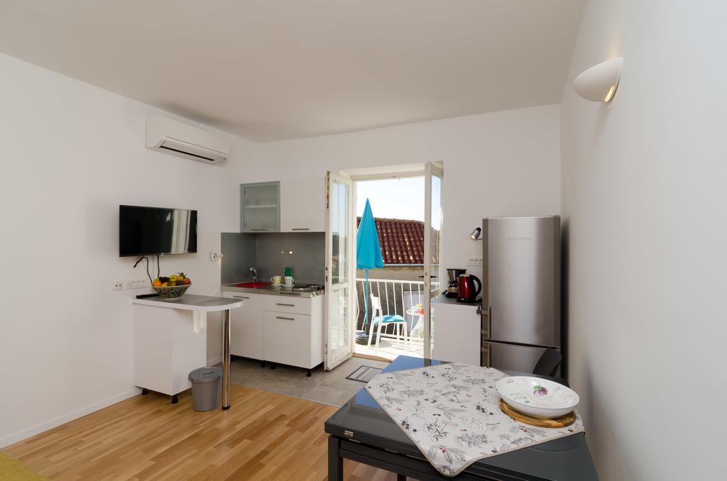 Apartment & Room Cvita Dubrovnik Bagian luar foto